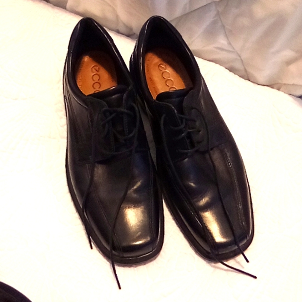 Ecco Helsinki Bicycle Toe Tie Shoe Gem